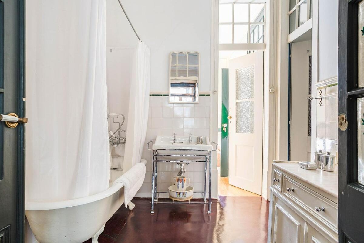 Casa Augusto Rosa * Lisbon